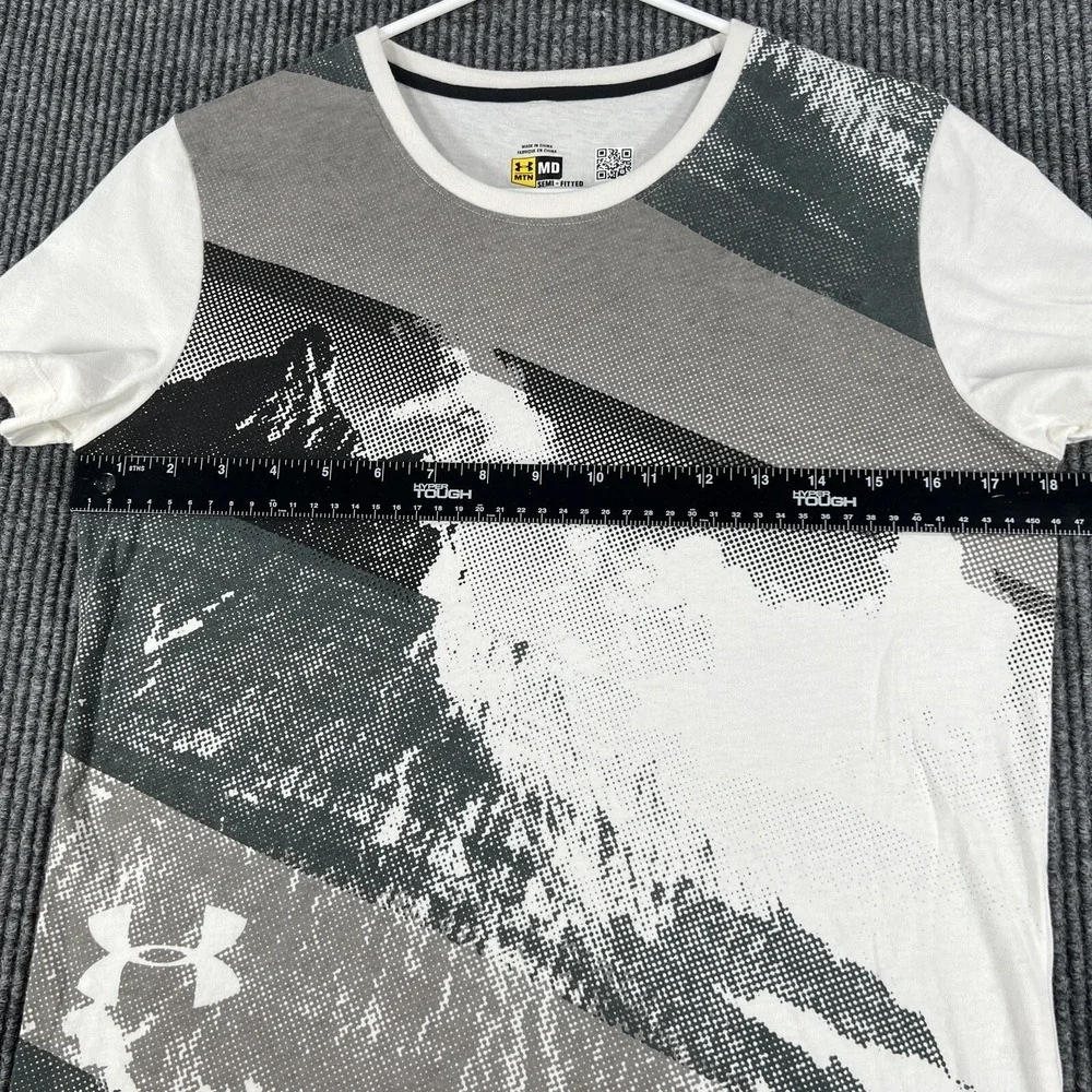 Under Armour Shirt Mens Medium White Mountain Semi Fitted‎ Short Sleeve